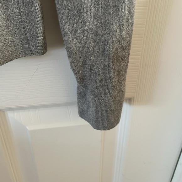 Banana Republic Sweater Womens Large Gray Dog Long Sleeve T-Shirt Puppy Tee - Picture 5 of 7